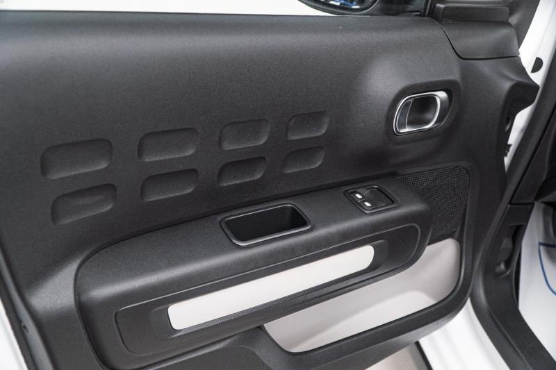 Car Thumb