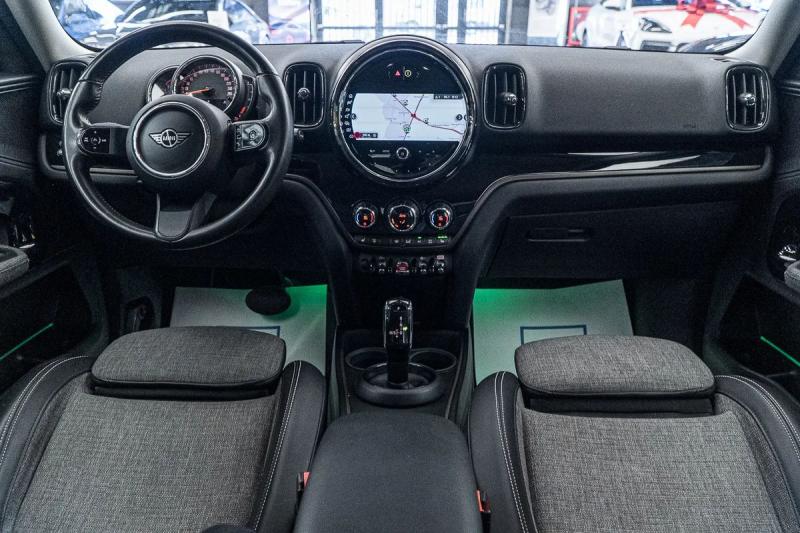 Car Thumb