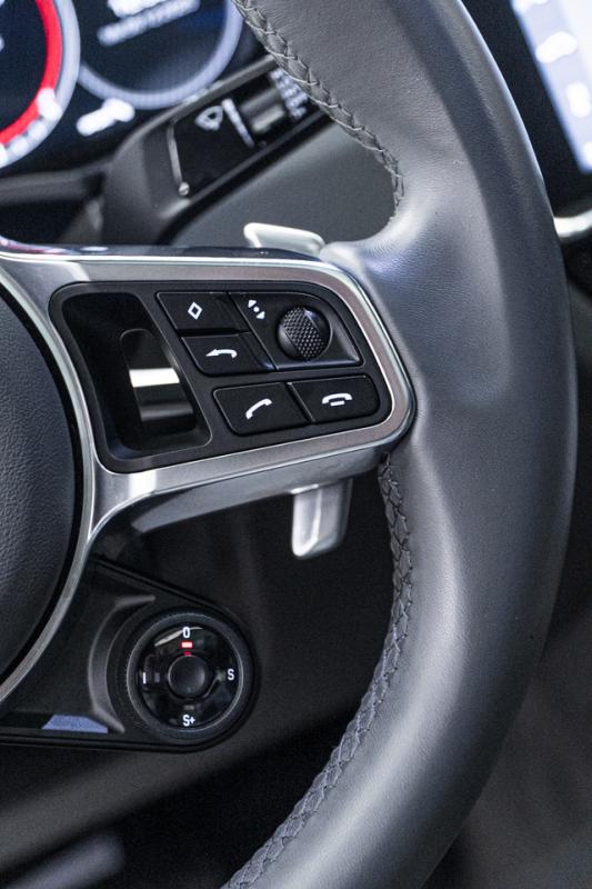 Car Thumb