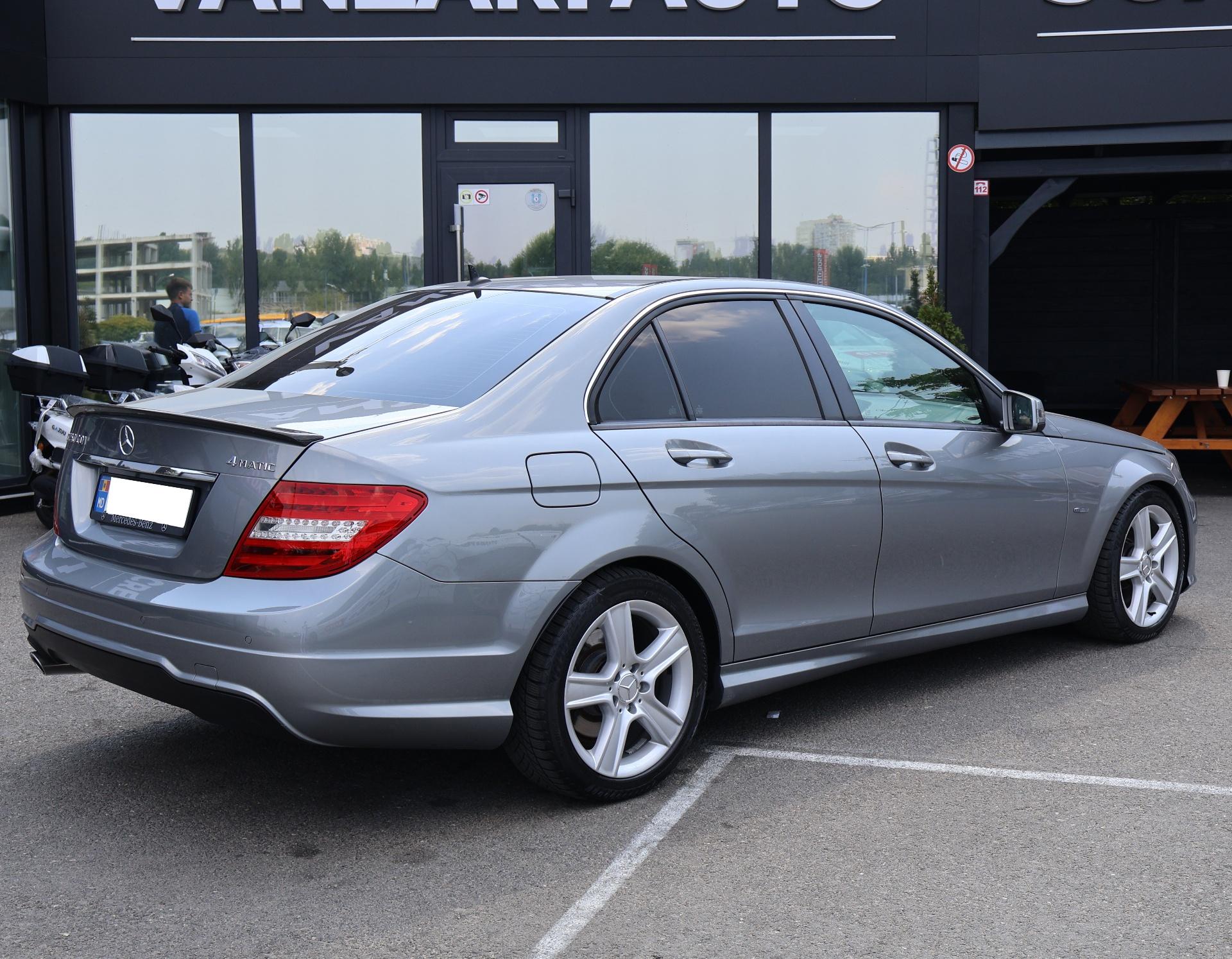 Mercedes-Benz C