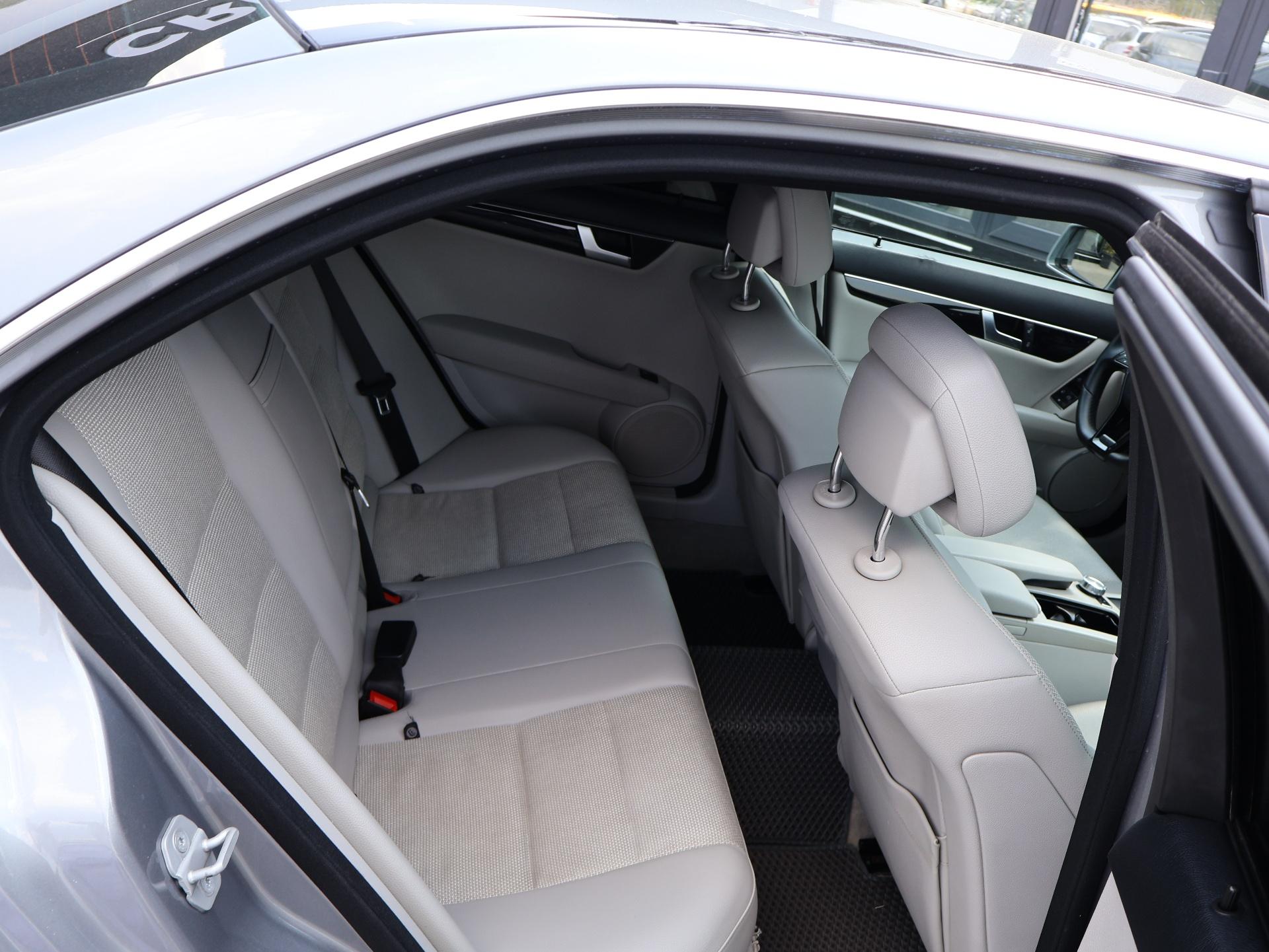 Mercedes-Benz C