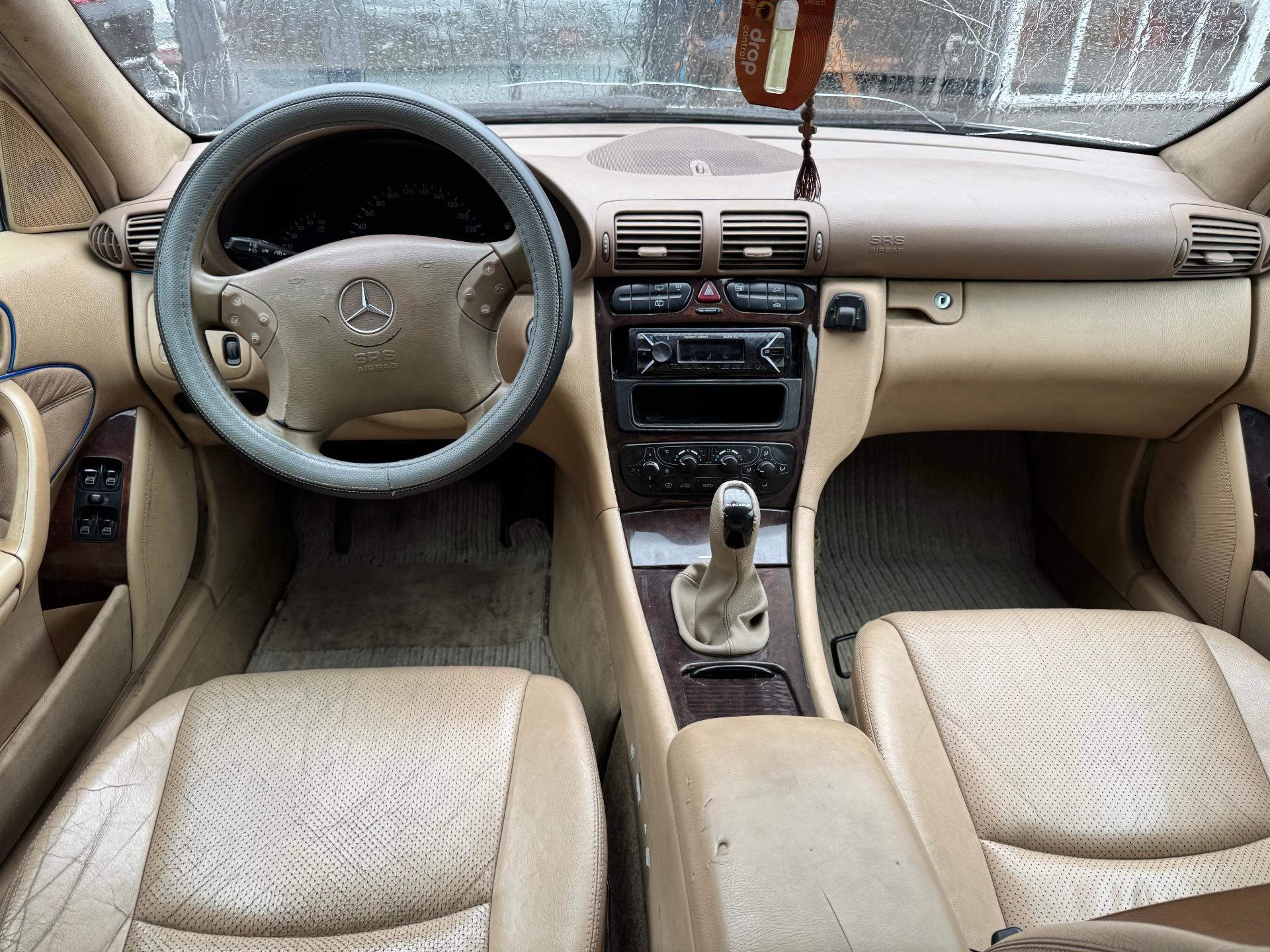 Mercedes-Benz C