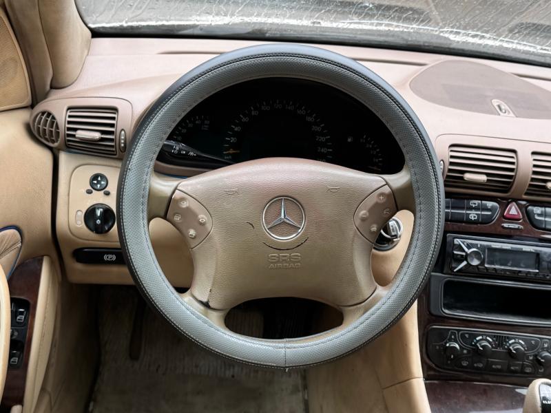 Car Thumb