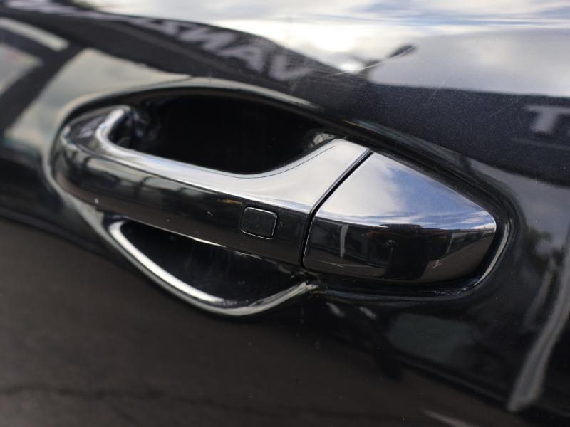 Car Thumb
