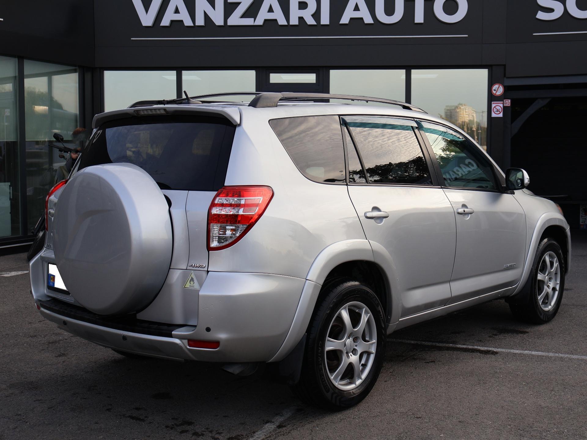 Toyota RAV 4
