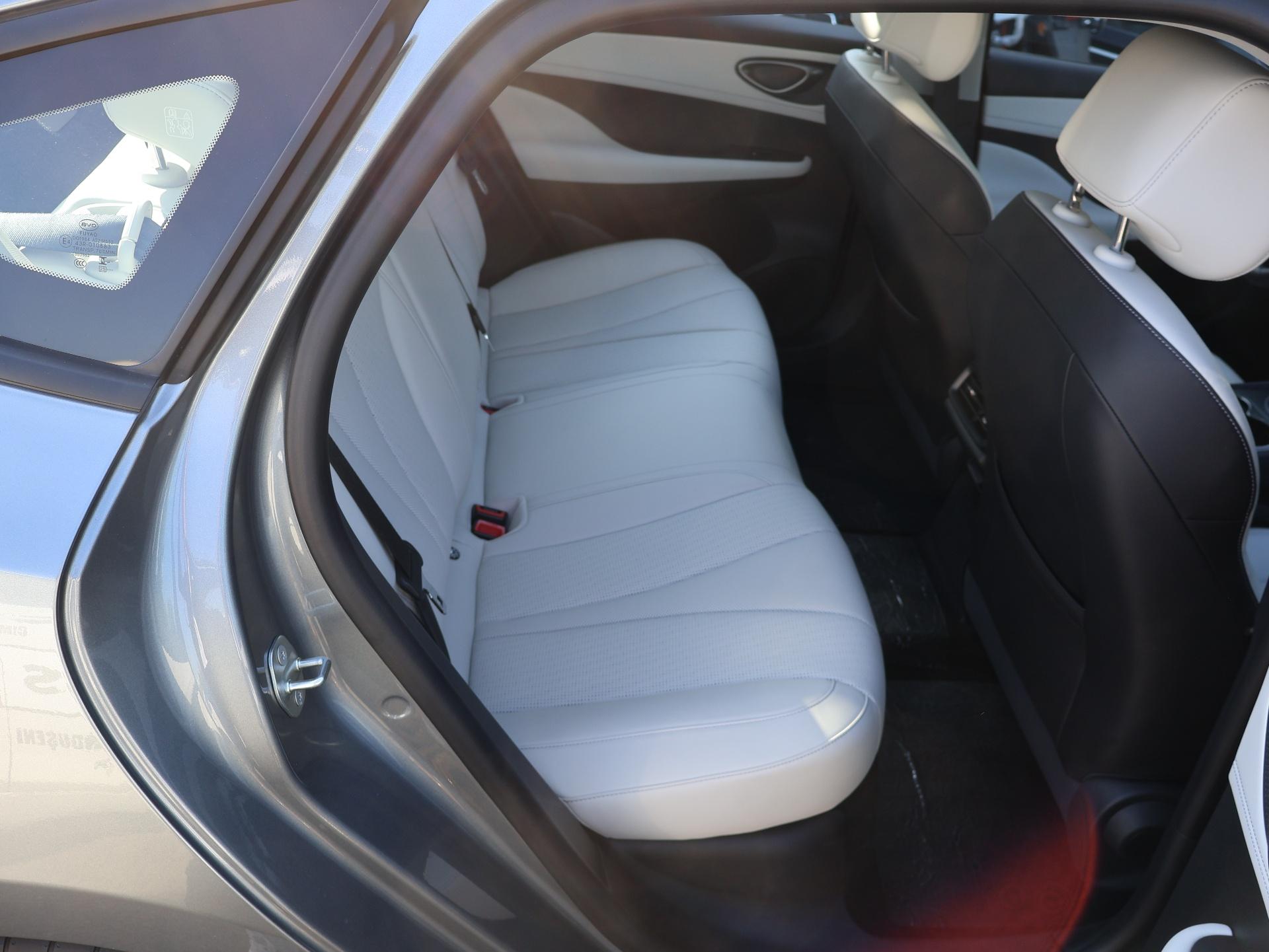 BYD Seal 5