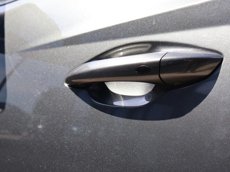 Car Thumb