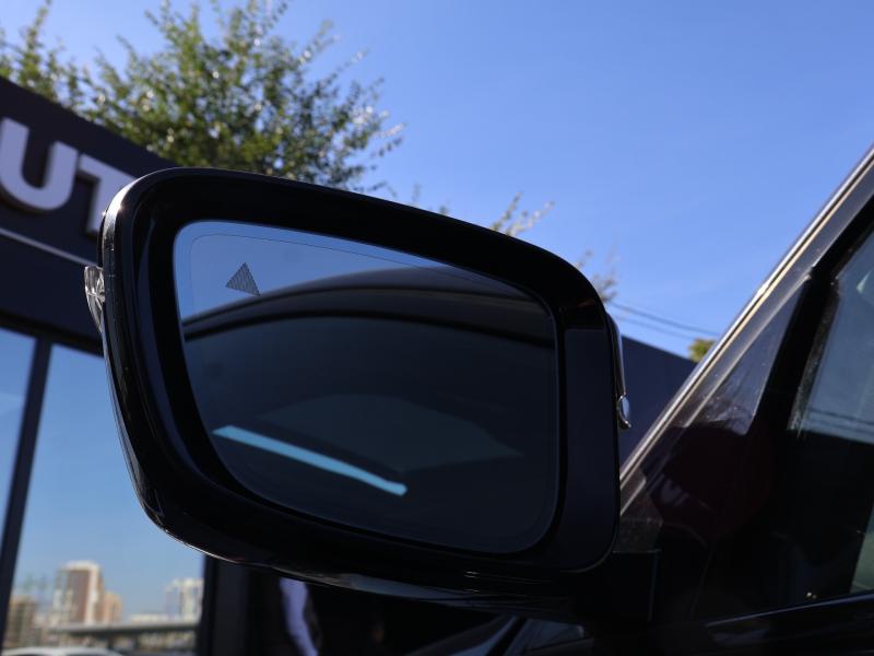Car Thumb
