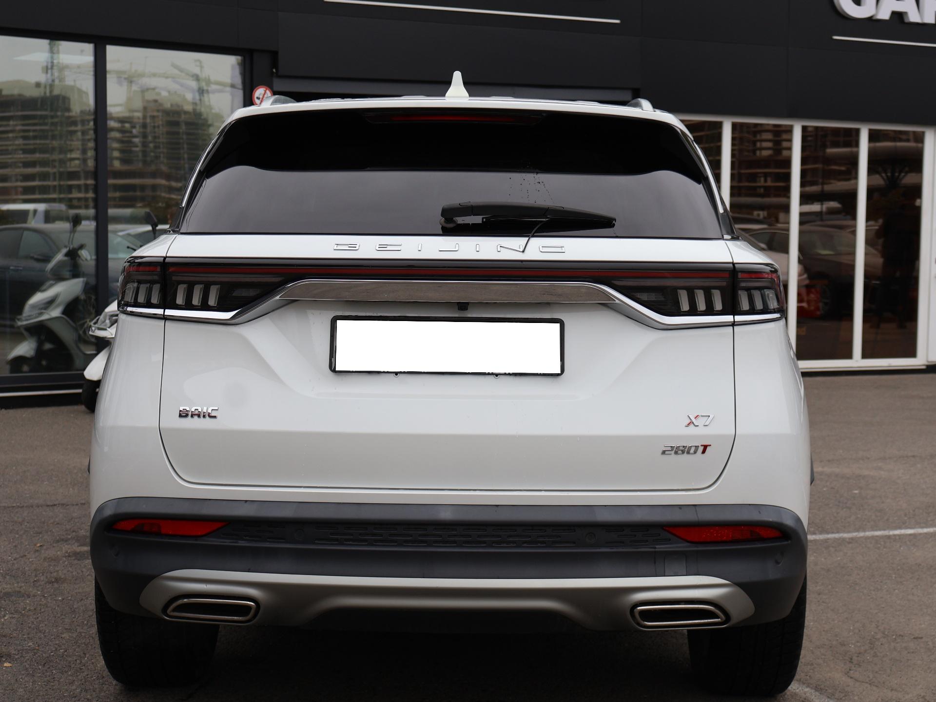 Baic X7