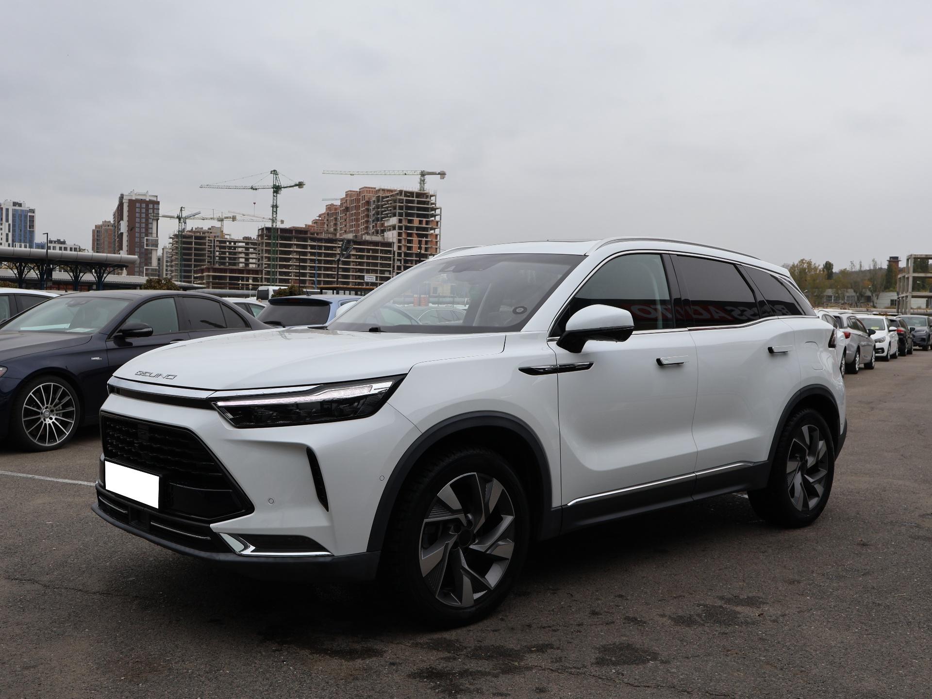 Baic X7