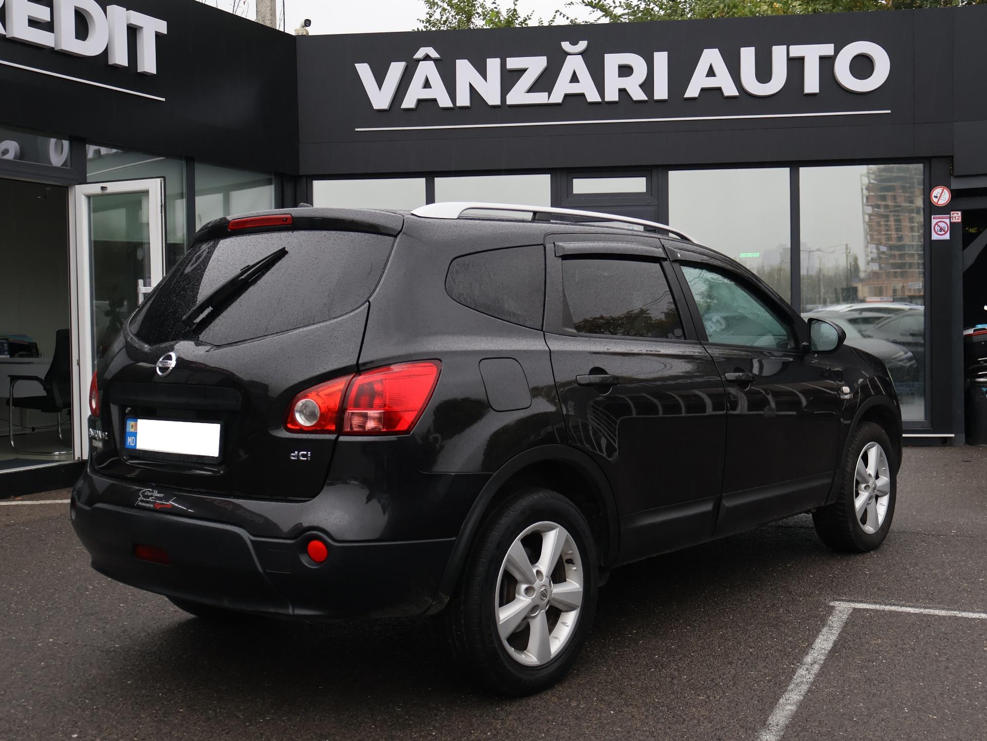 Nissan Qashqai+2