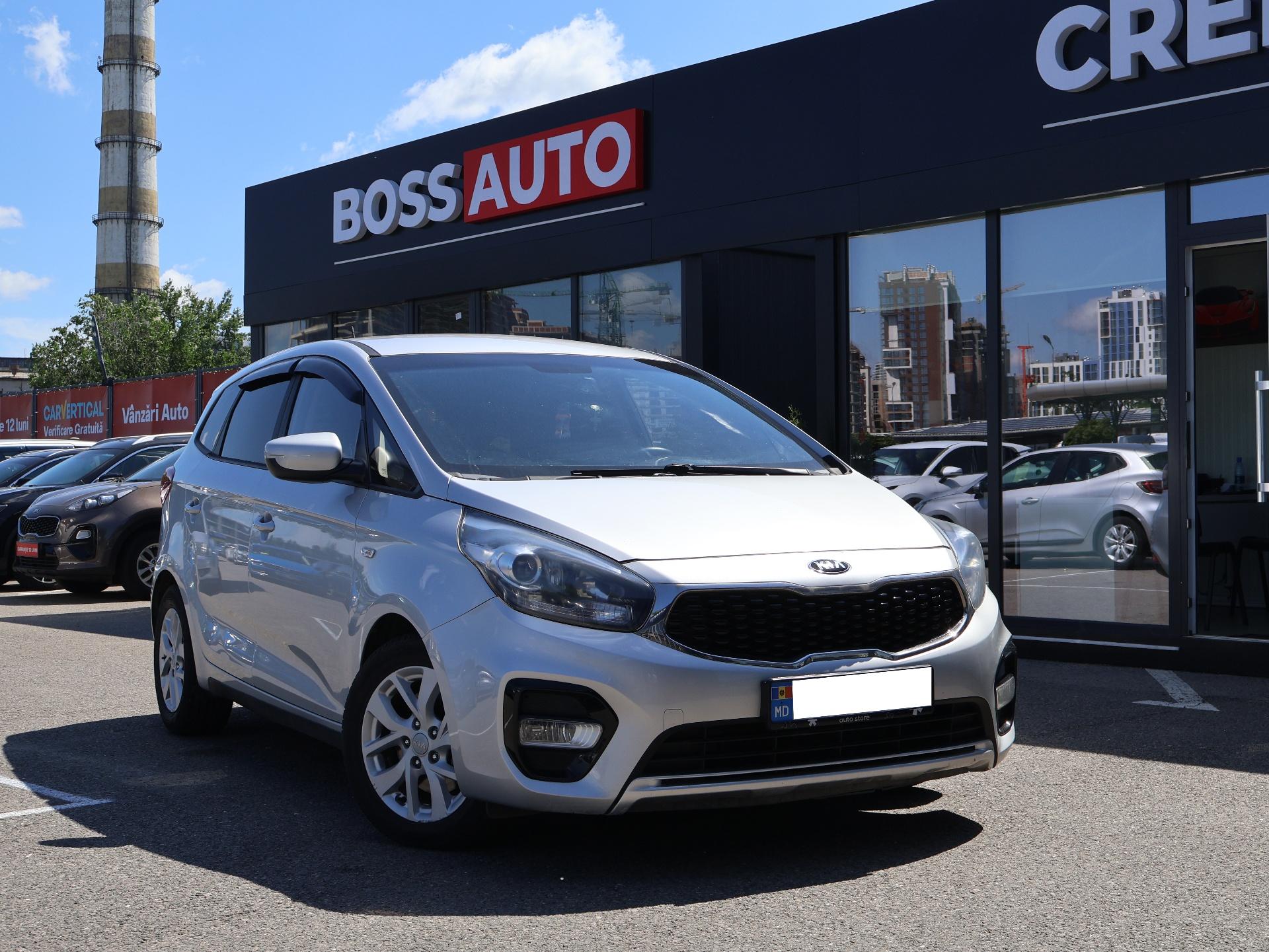 Kia Carens