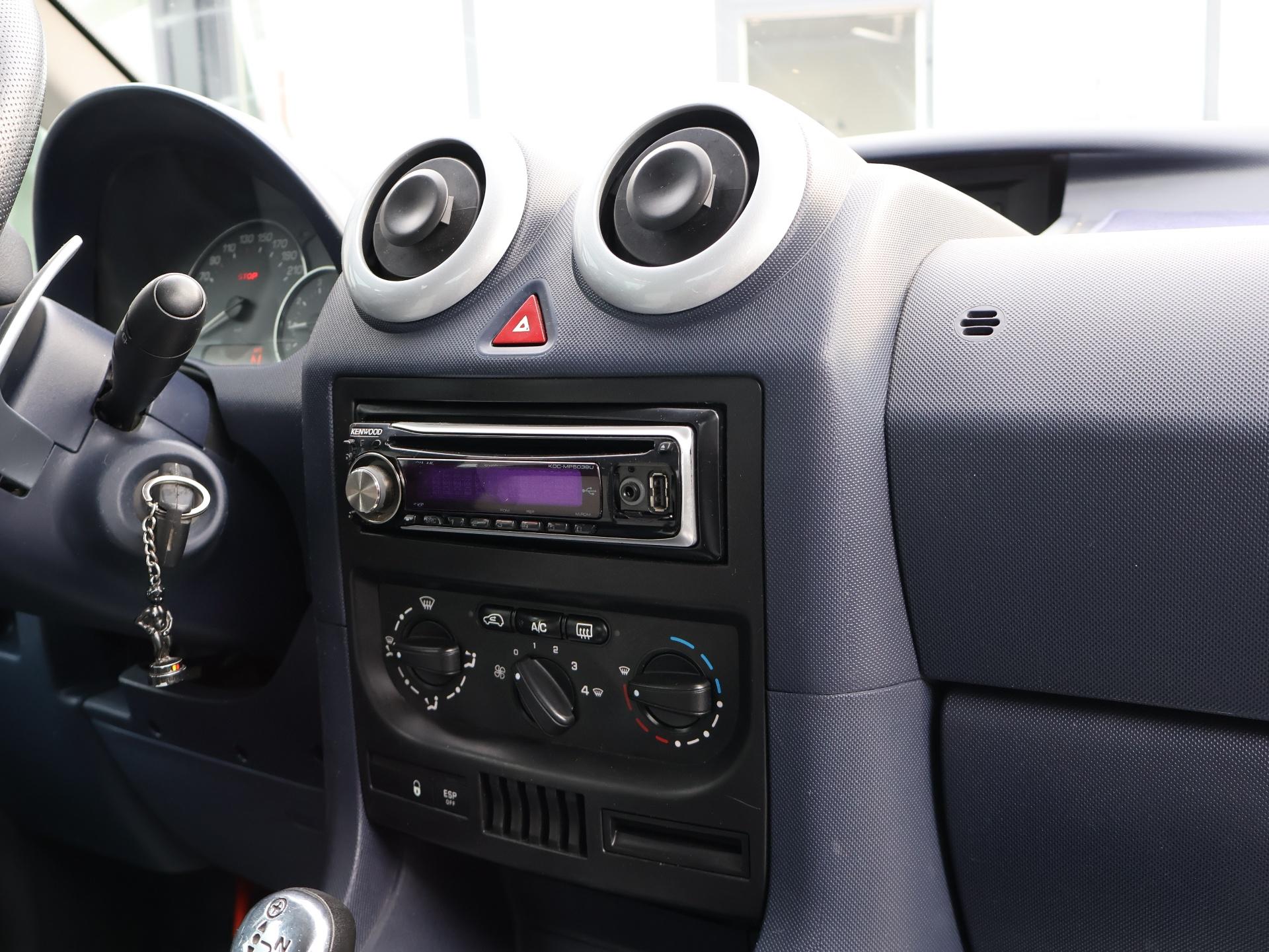 Peugeot 1007