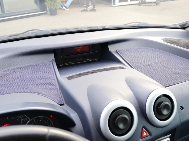 Car Thumb