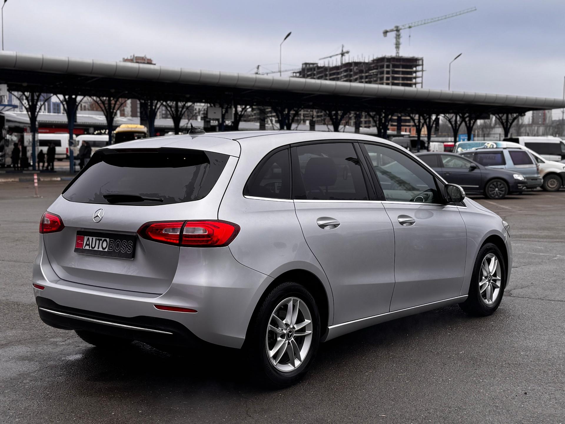 Mercedes-Benz B