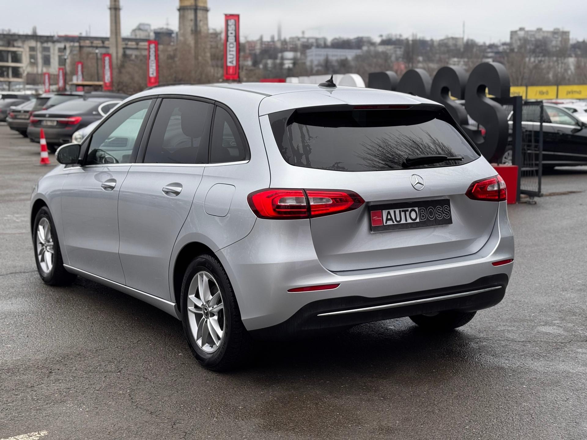Mercedes-Benz B