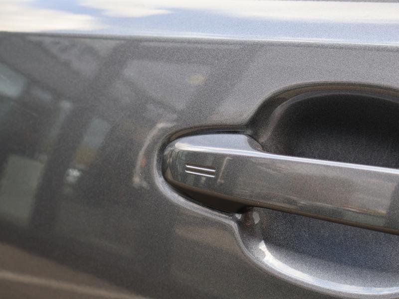Car Thumb
