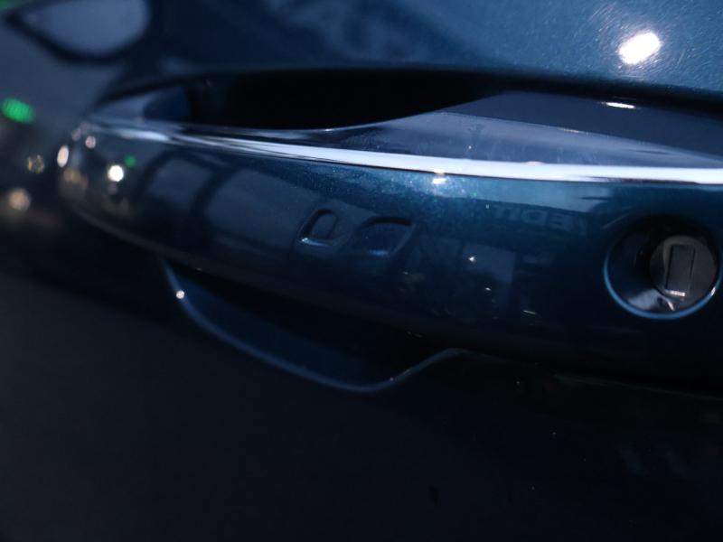 Car Thumb