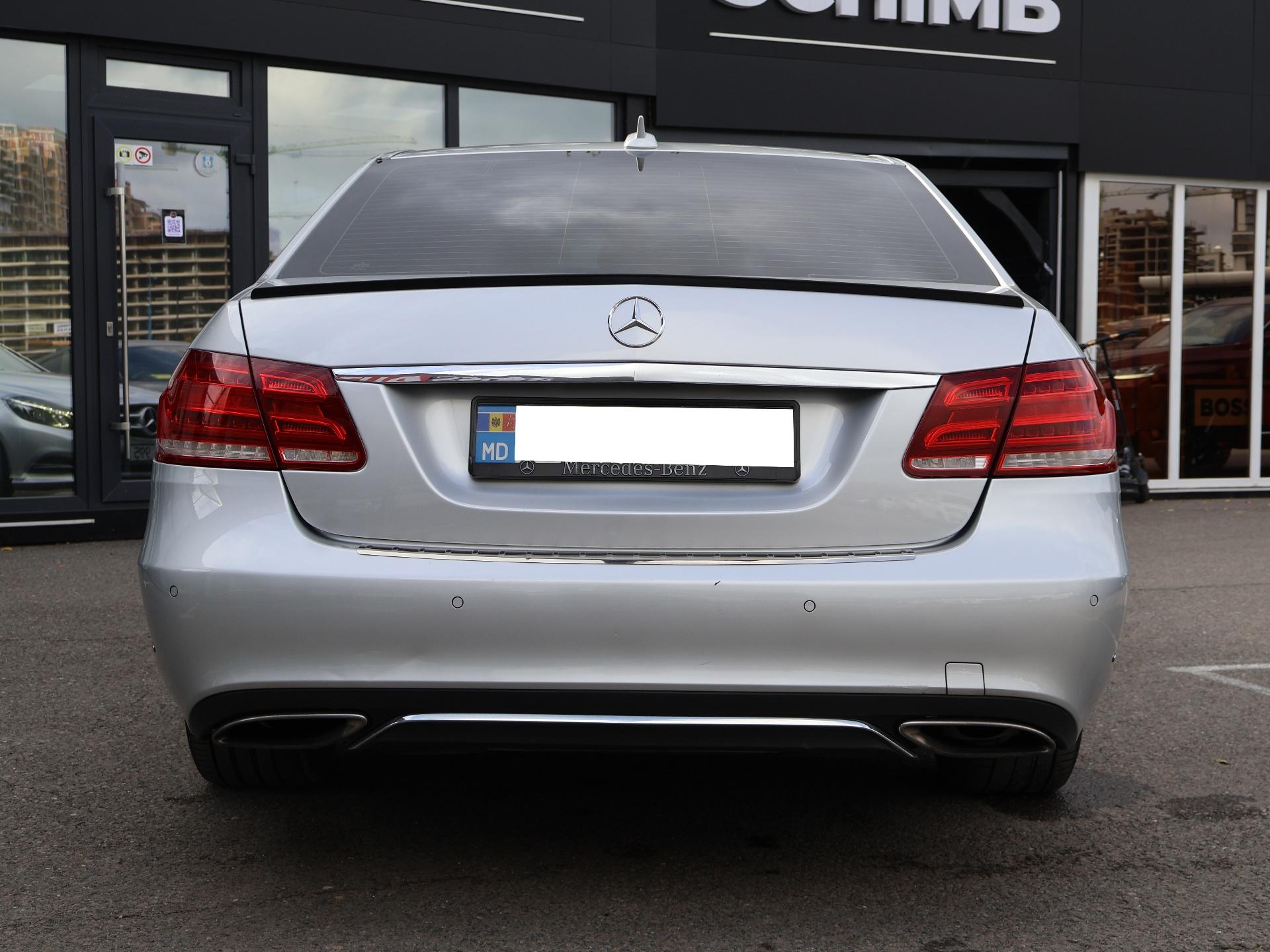 Mercedes-Benz E