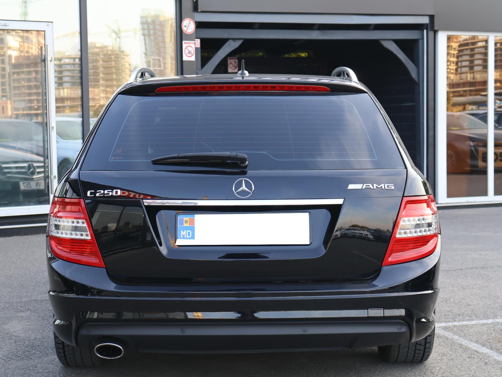 Mercedes-Benz C