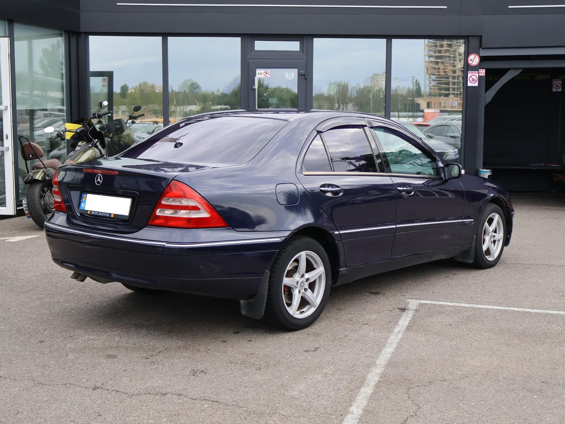 Mercedes-Benz C
