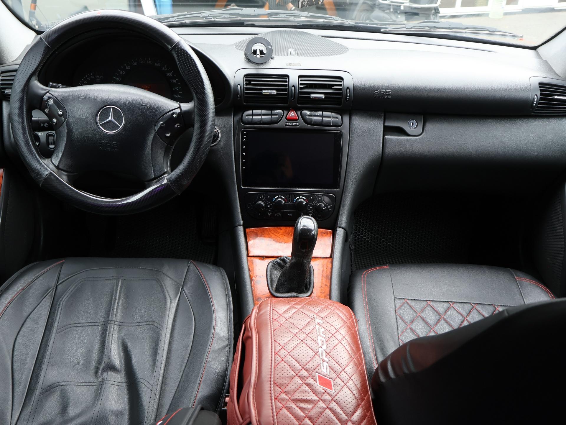 Mercedes-Benz C