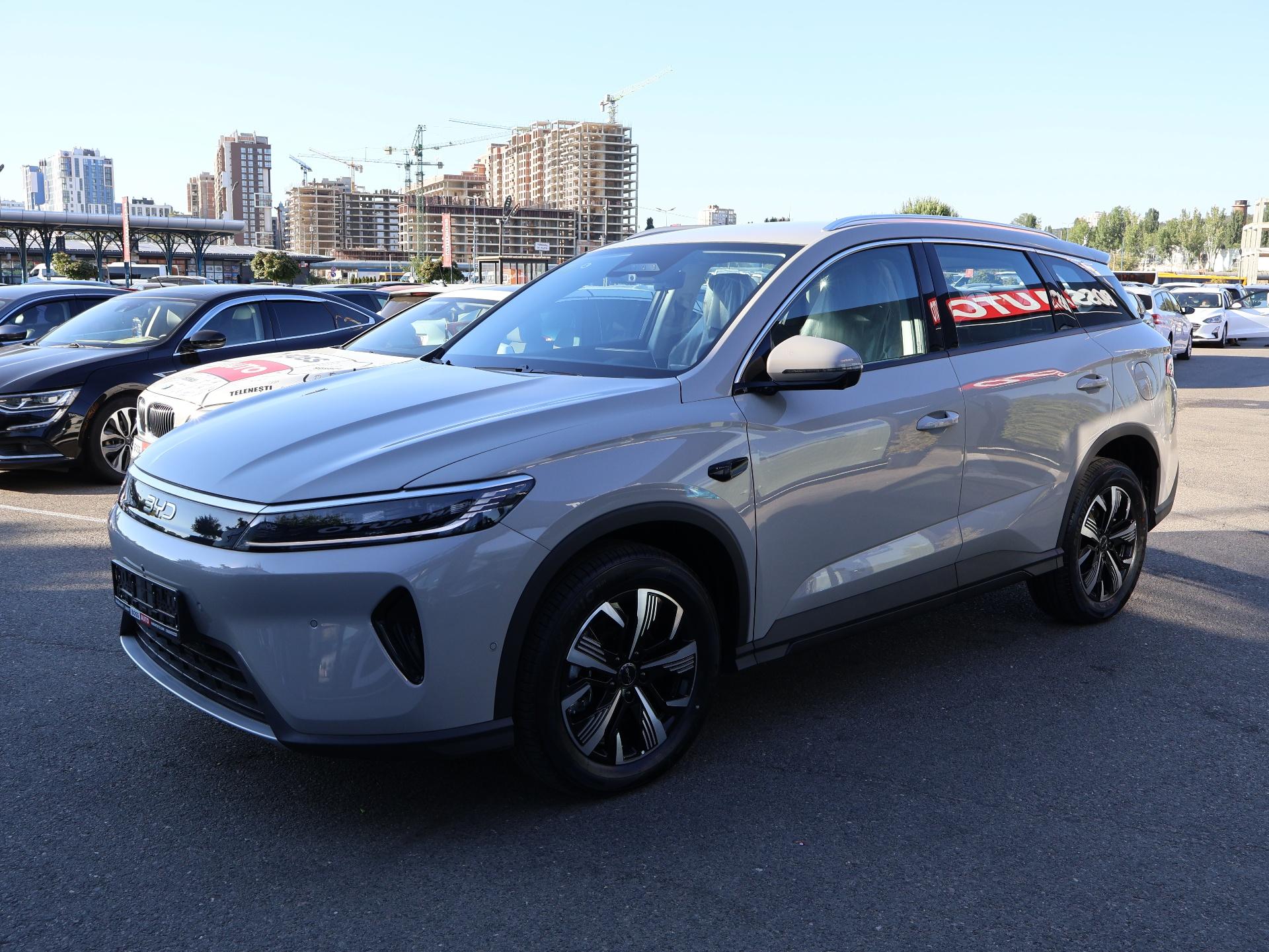 BYD Sealion 5