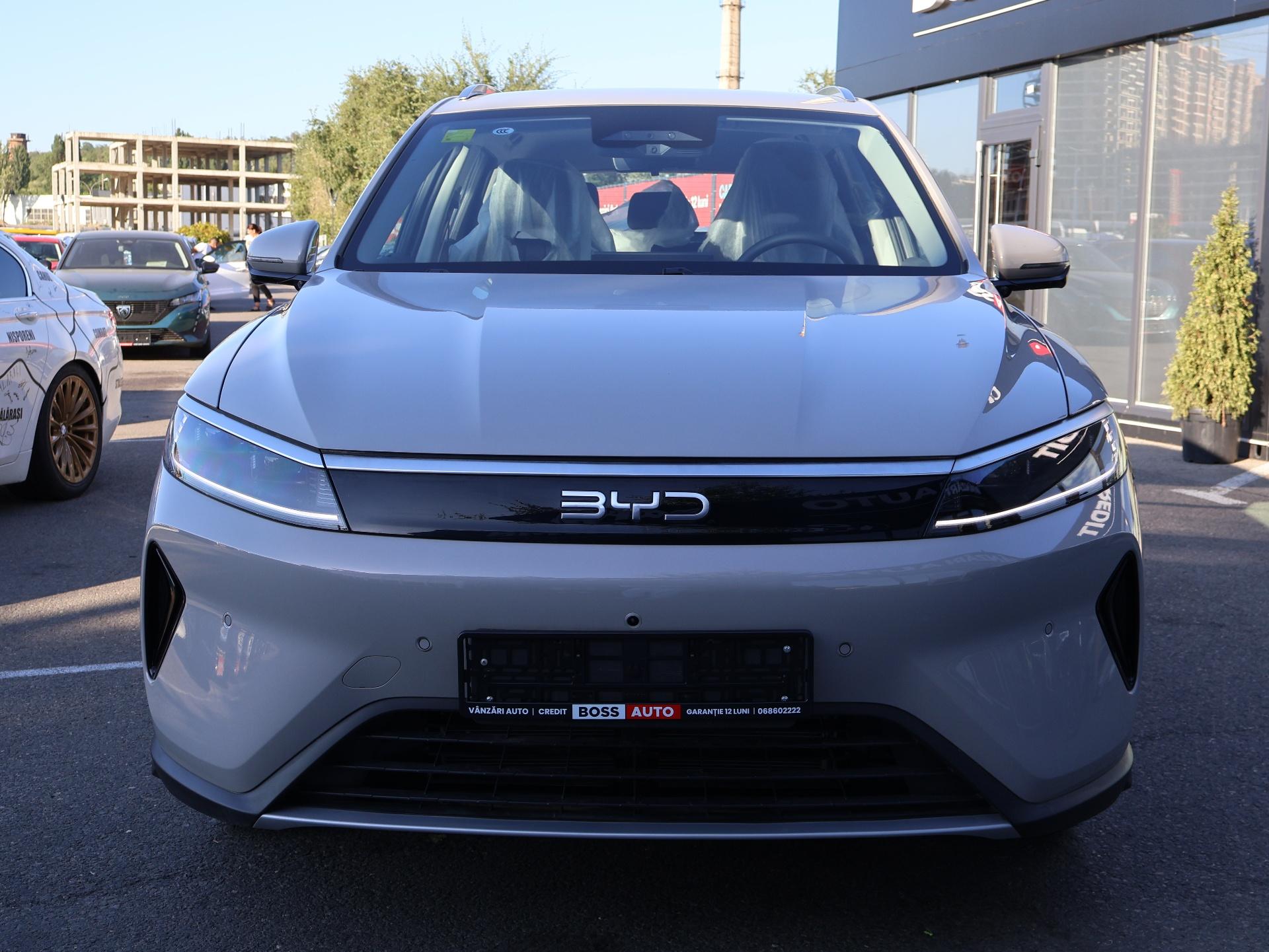 BYD Sealion 5