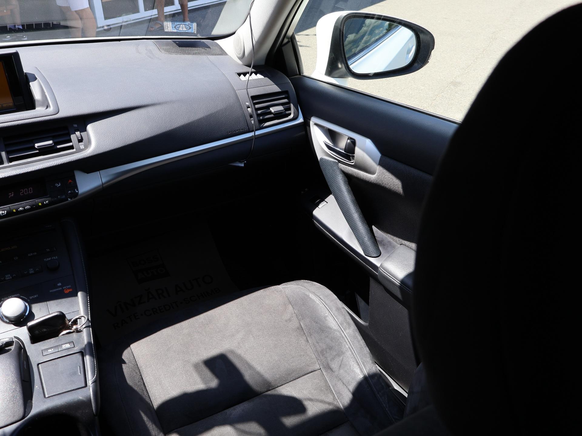 Lexus CT 200h