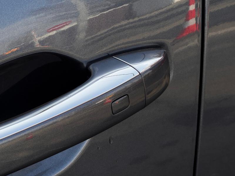 Car Thumb