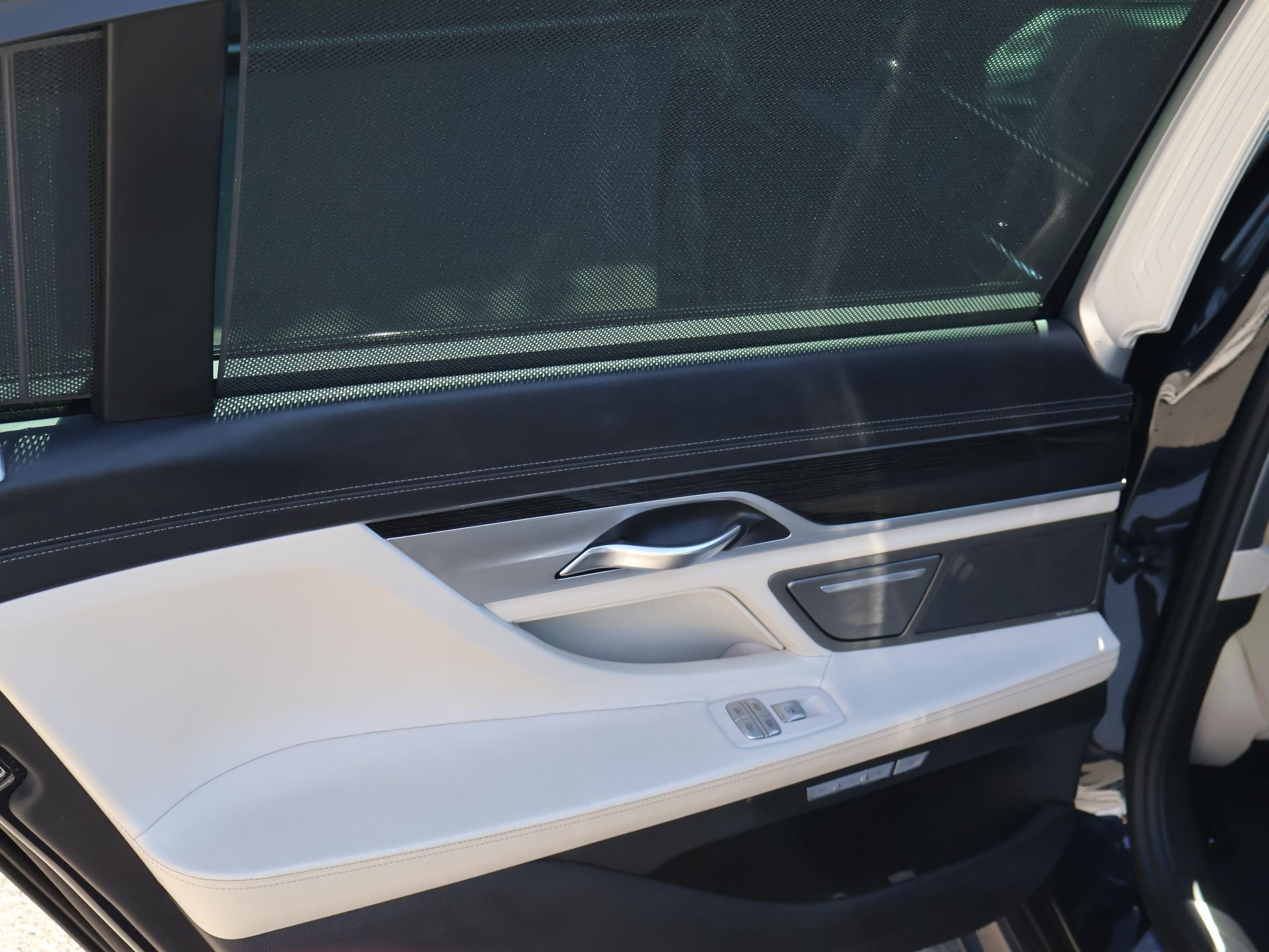 BMW Seria 7
