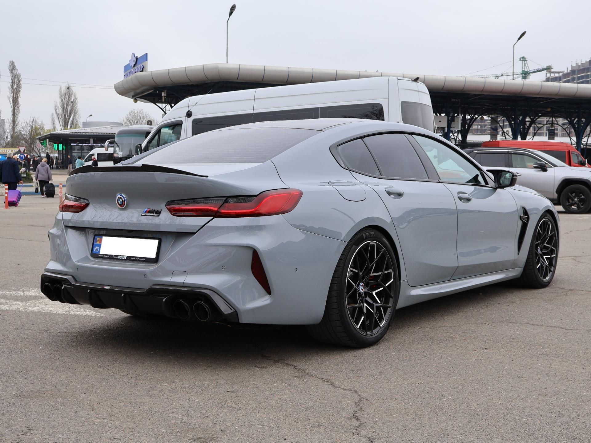 BMW M8