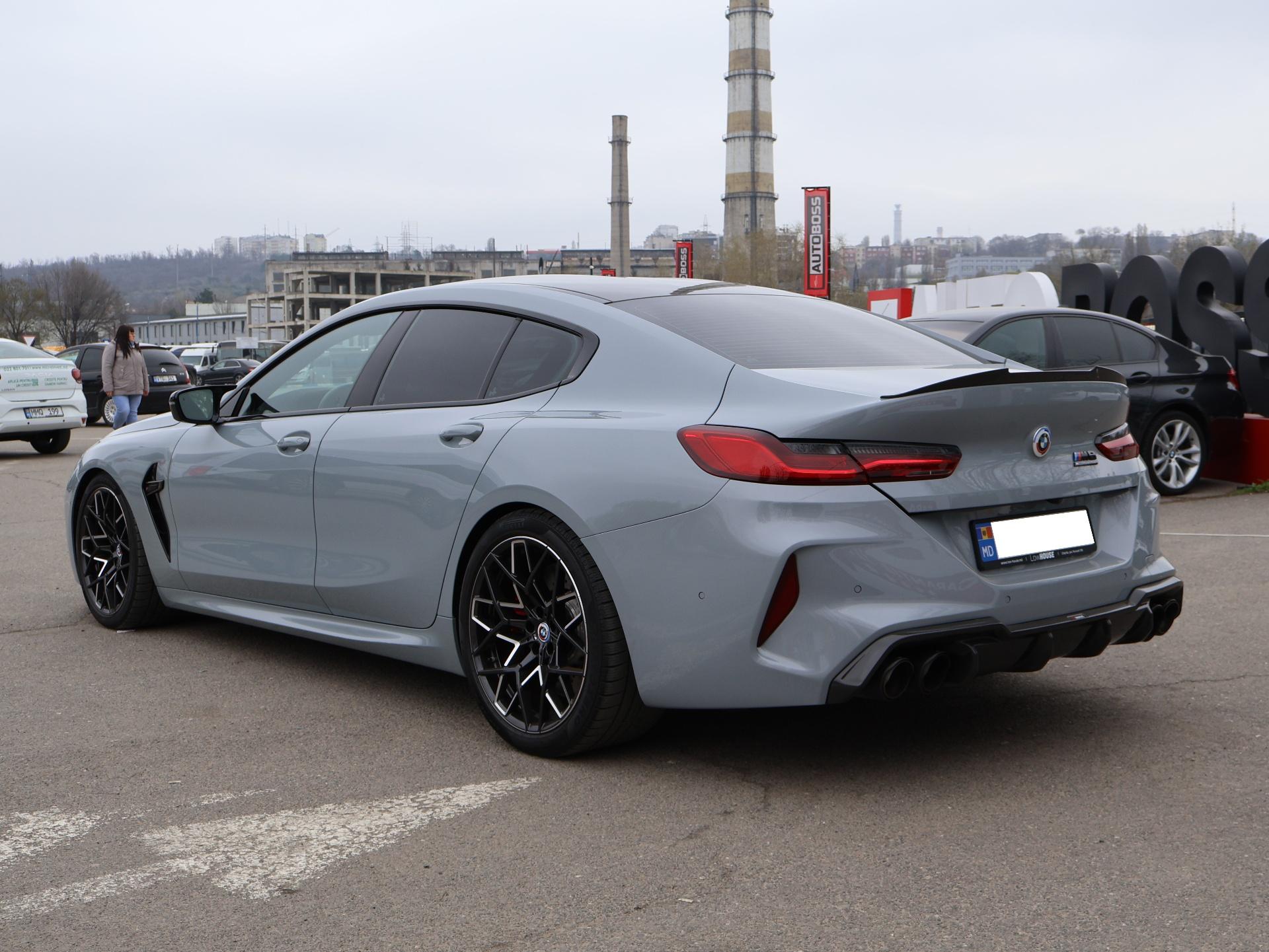 BMW M8