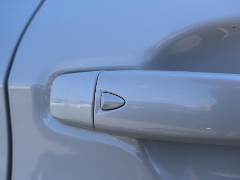 Car Thumb