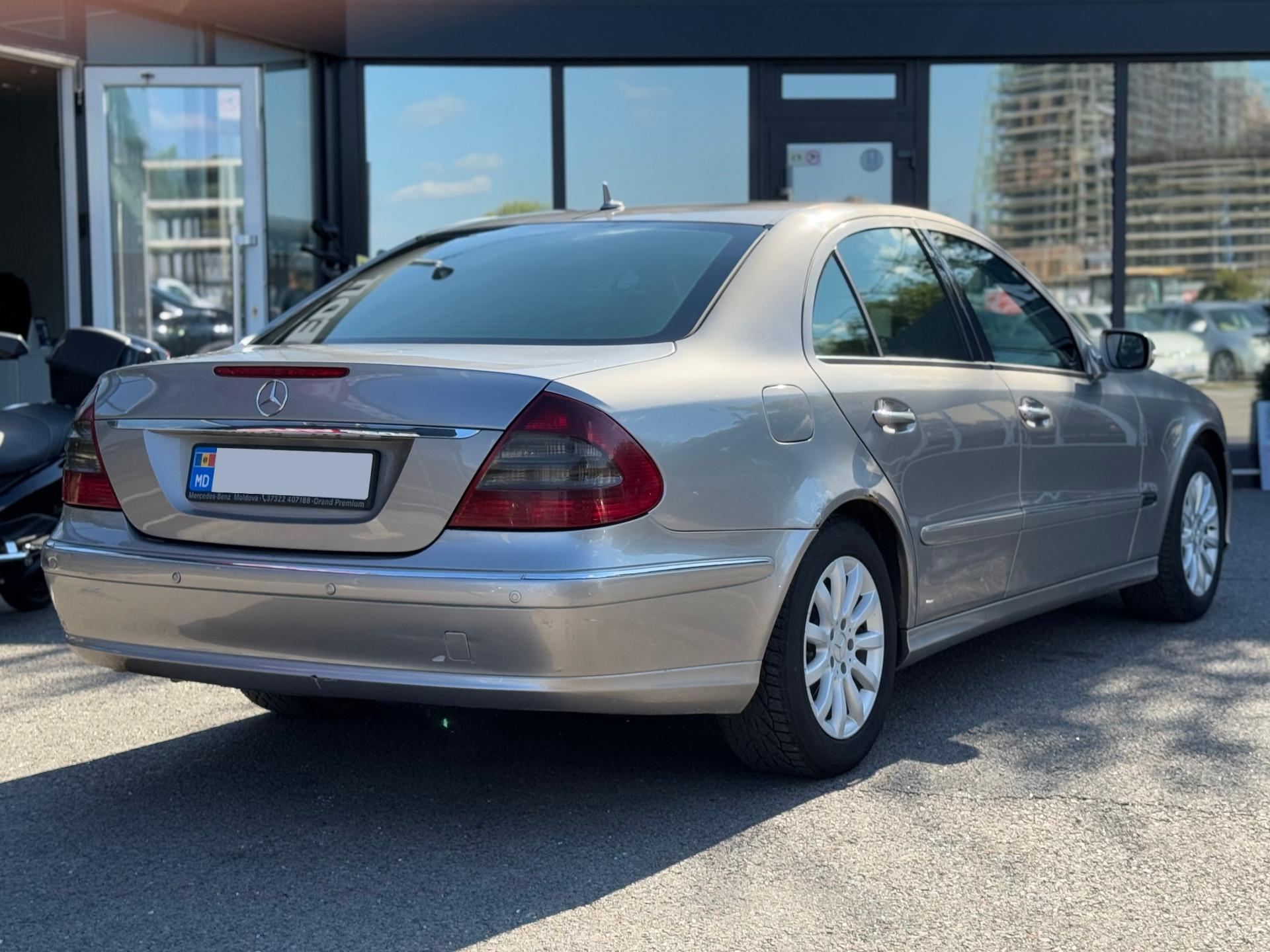 Mercedes-Benz E