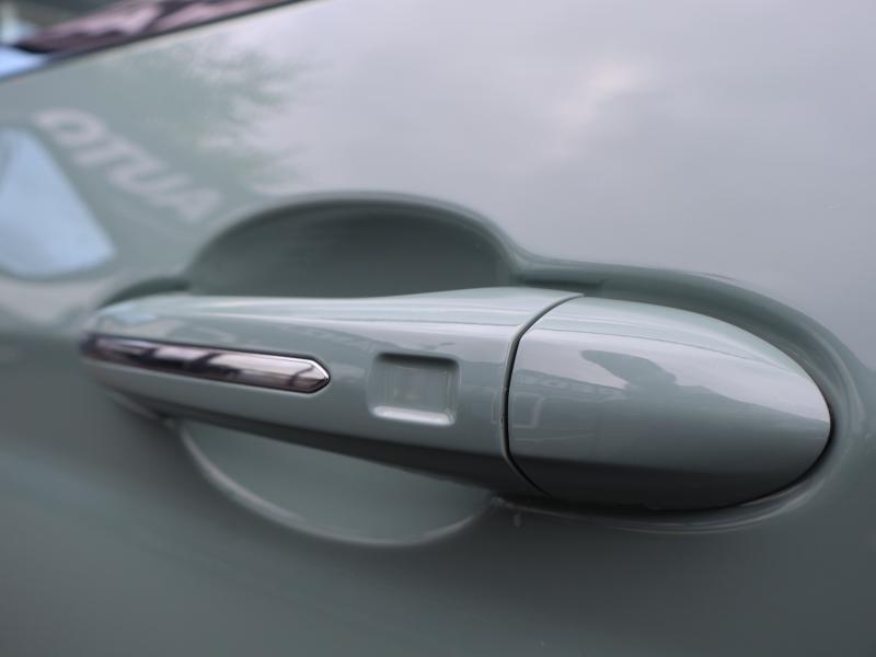 Car Thumb