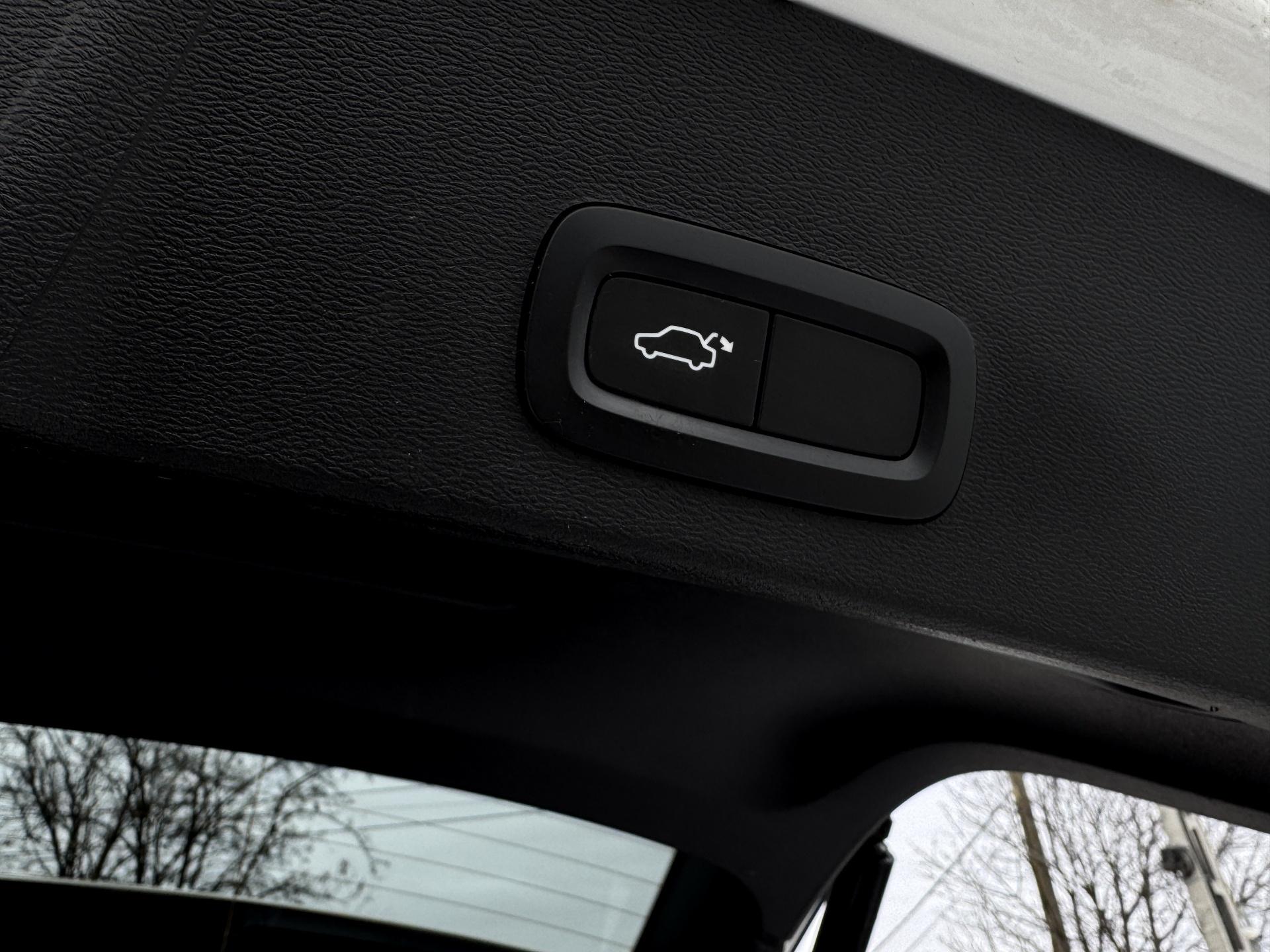 Volvo-XC 40