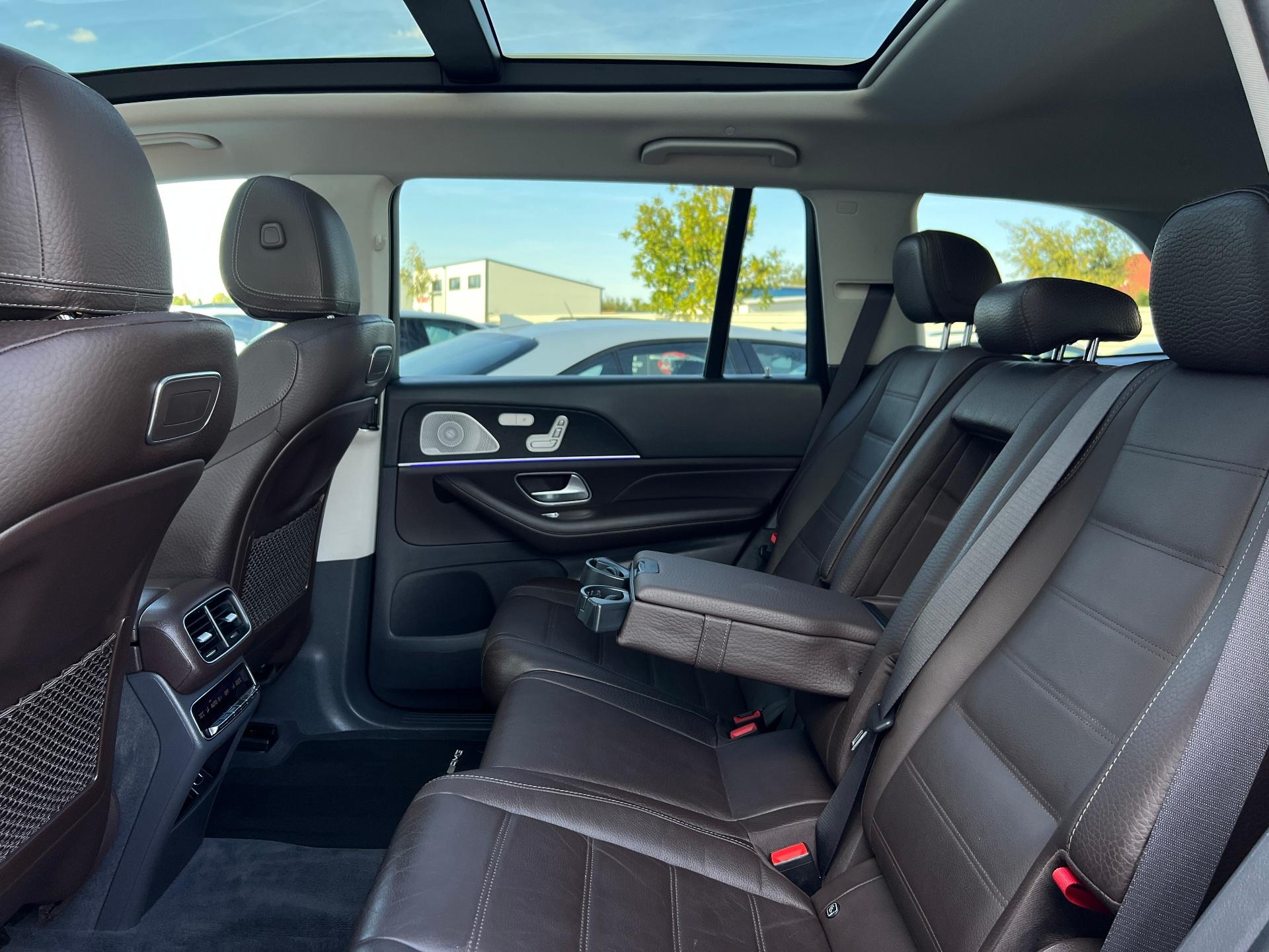 Mercedes-Benz-GLS
