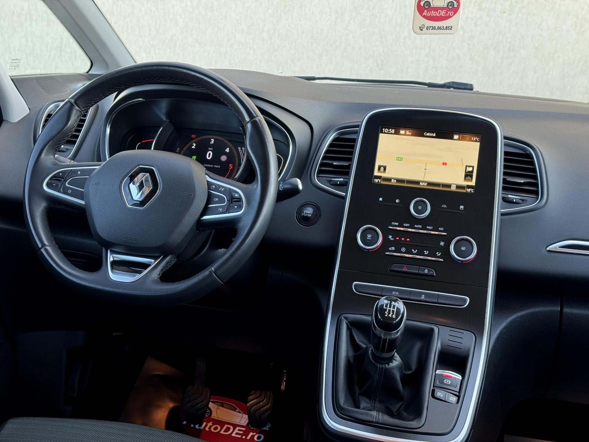 Renault-Grand Scenic