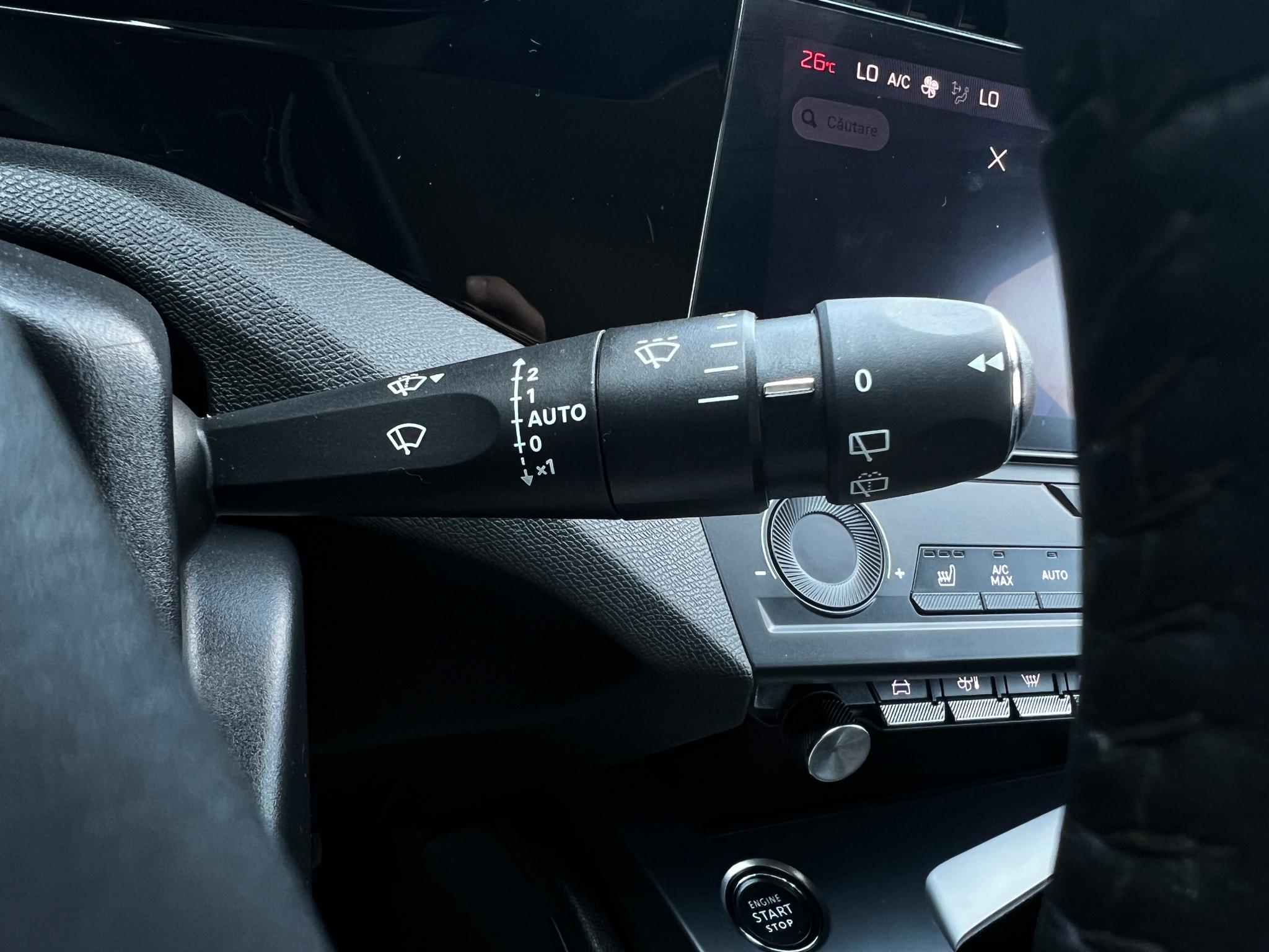 Peugeot-308