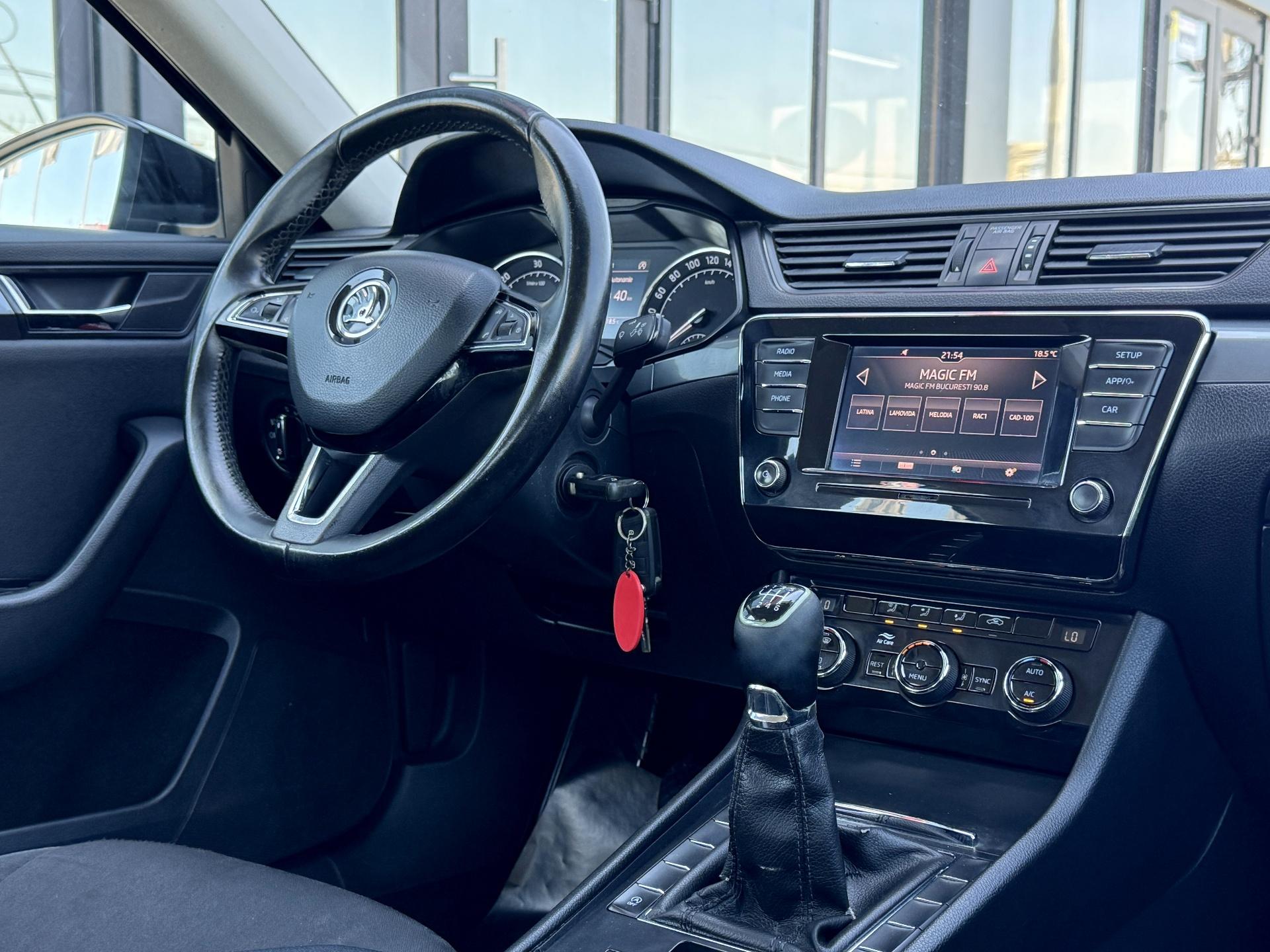 Skoda-Superb