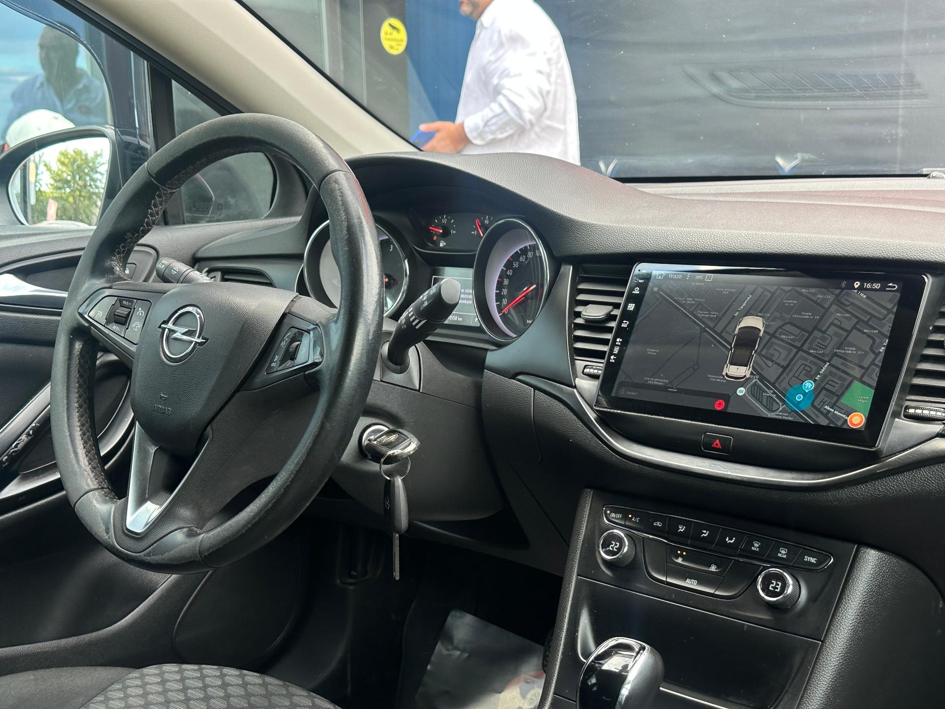 Opel-Astra