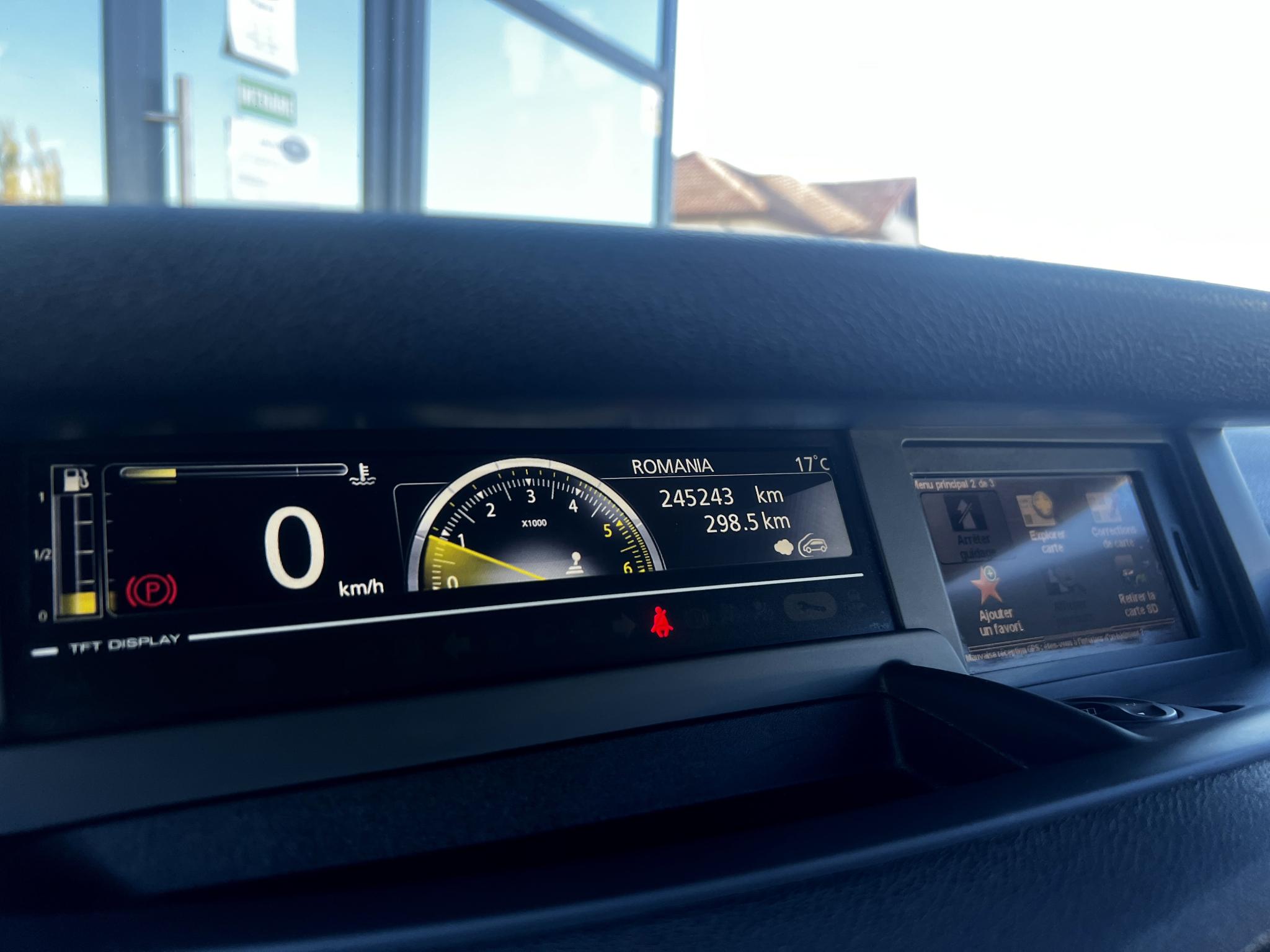 Renault-Scenic
