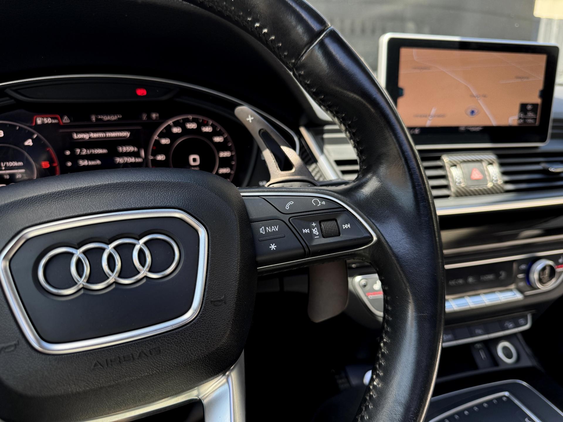Audi-Q5