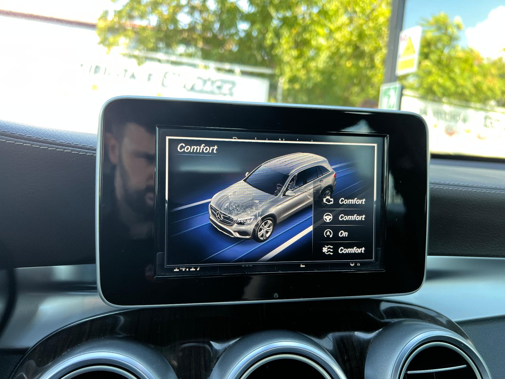 Mercedes-Benz-GLC