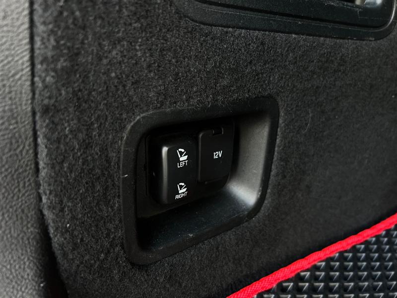 Car Thumb