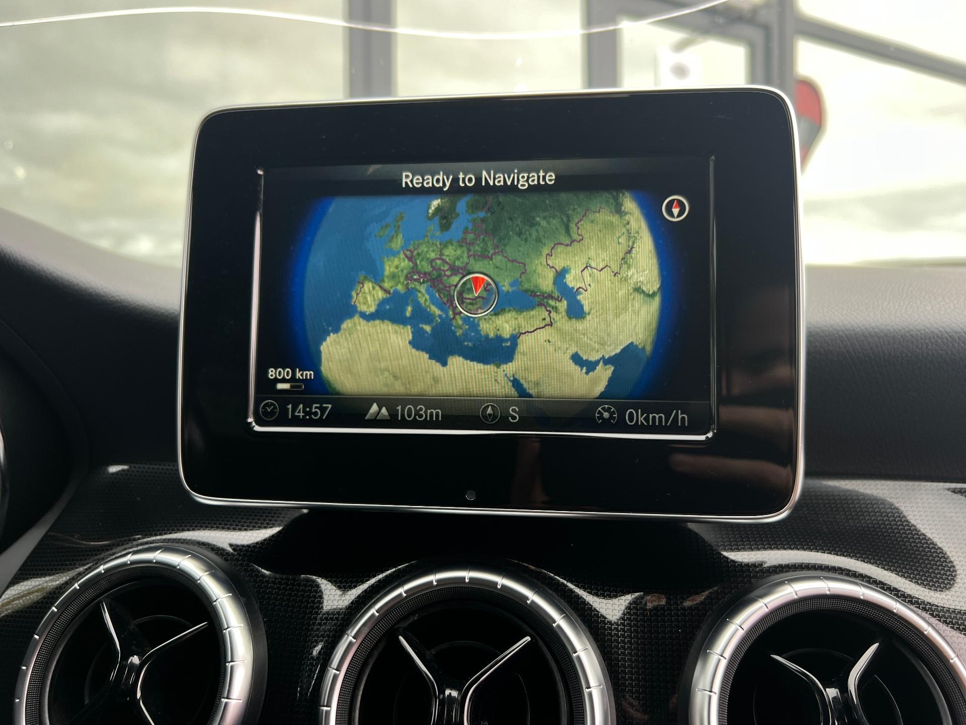 Mercedes-Benz-CLA