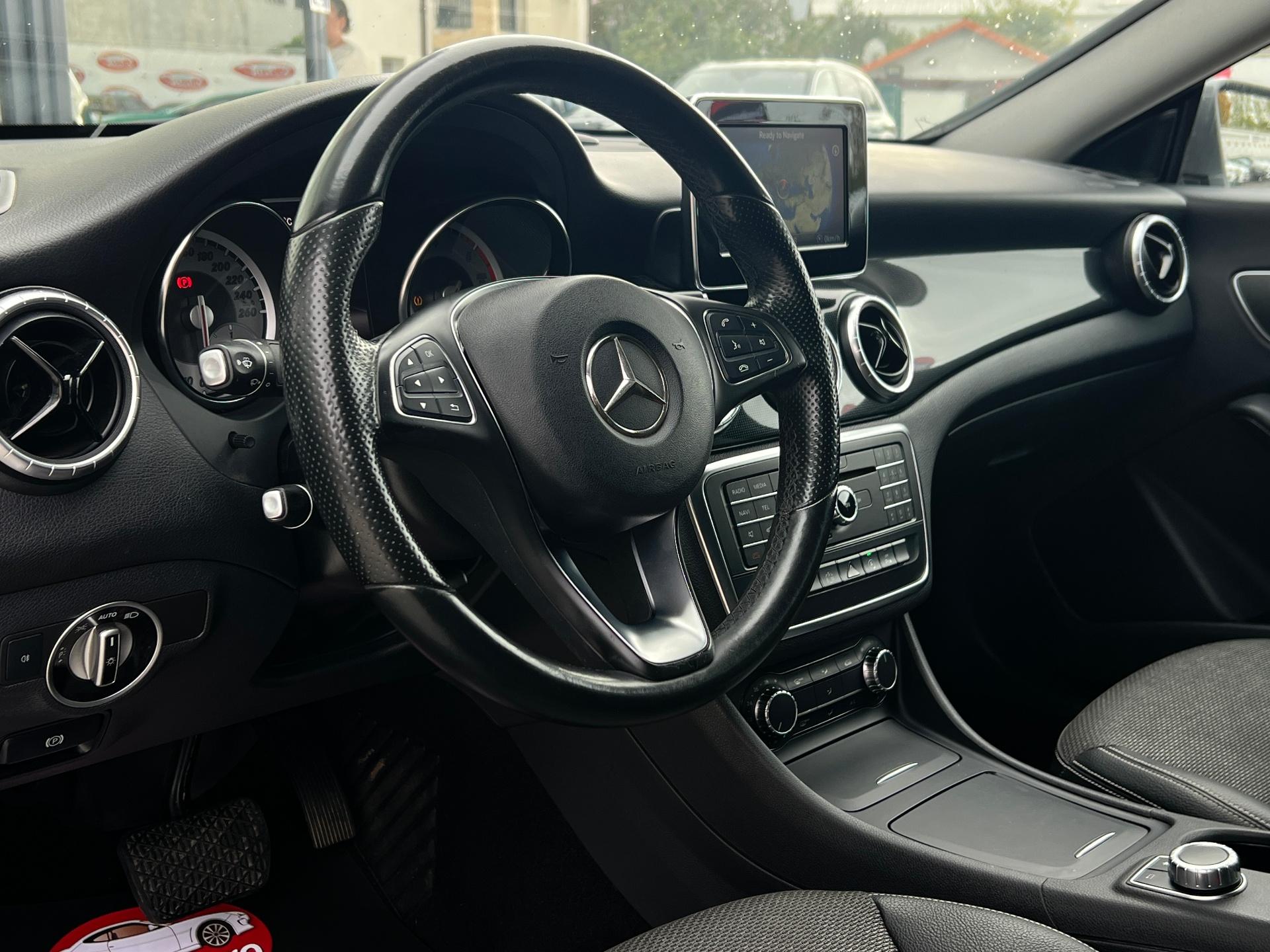 Mercedes-Benz-CLA