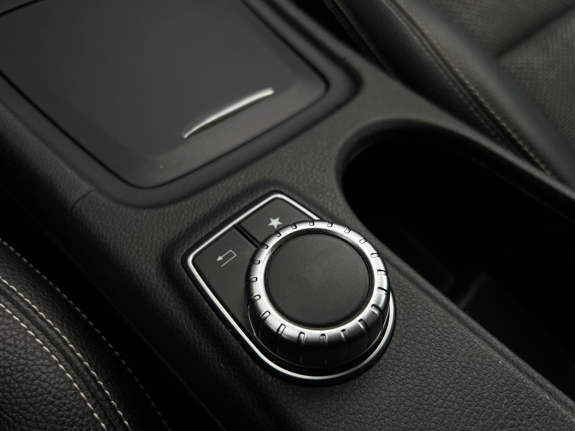 Mercedes-Benz-CLA