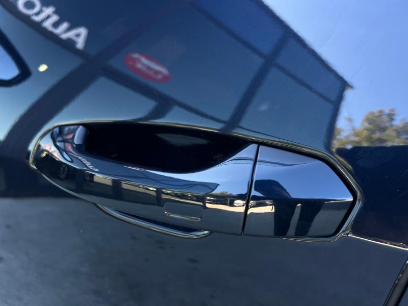 Car Thumb